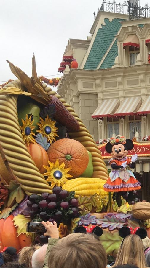 F&B'S Garden 10 Min Disneyland Paris Montry ภายนอก รูปภาพ